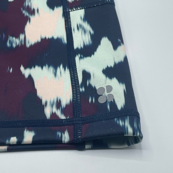 Sweaty Betty Super Sculpt‎ Sustainable 8" Biker Shorts - Picture 12 of 12